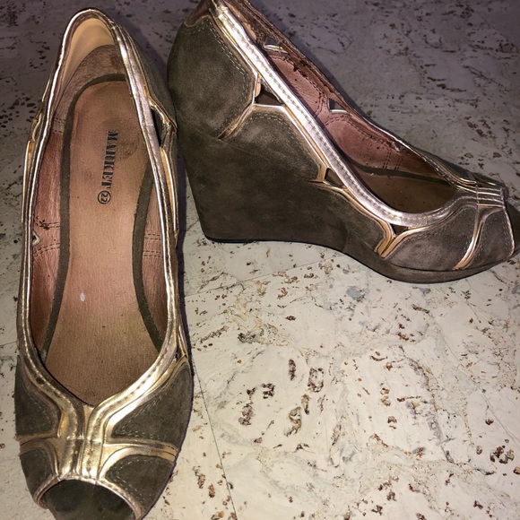 Market 22 Wedges - Picture 1 of 2